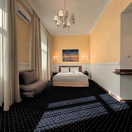 Odeska Astoria Hotel Odessa Ngoại thất bức ảnh