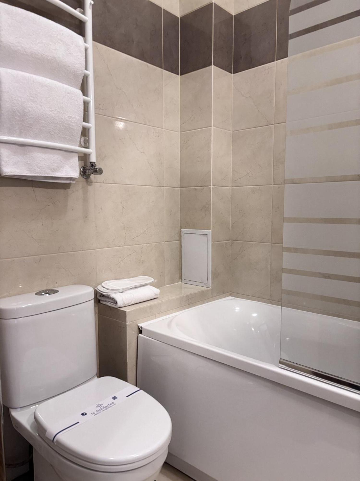 Odeska Astoria Hotel Odessa Ngoại thất bức ảnh