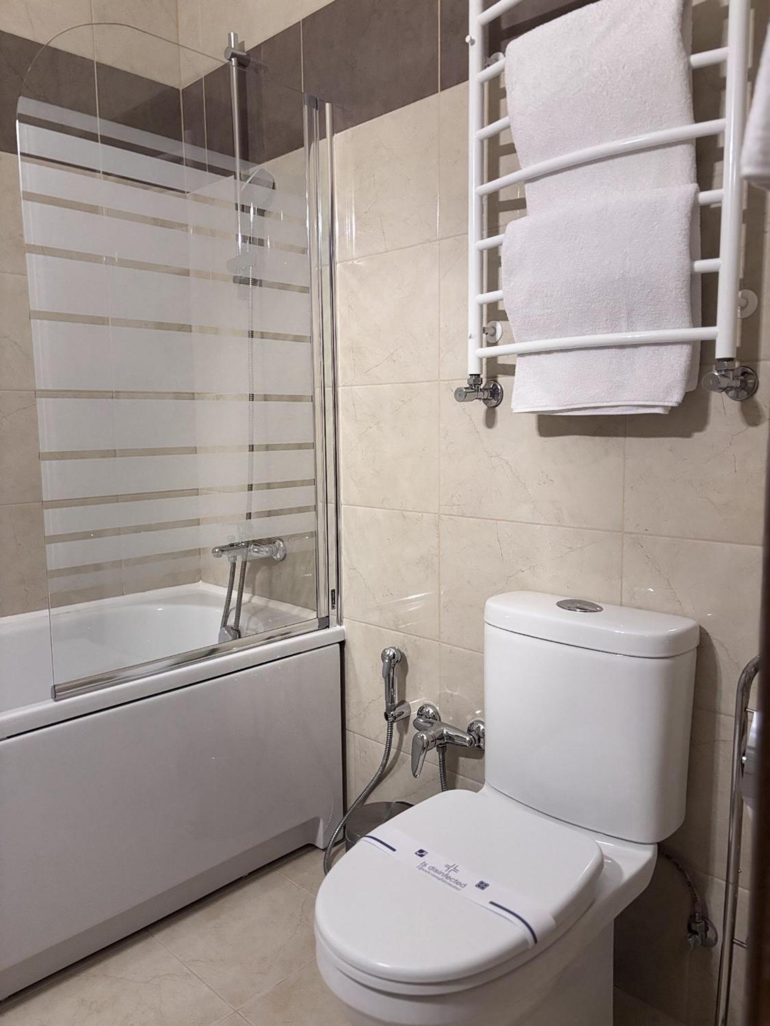 Odeska Astoria Hotel Odessa Ngoại thất bức ảnh