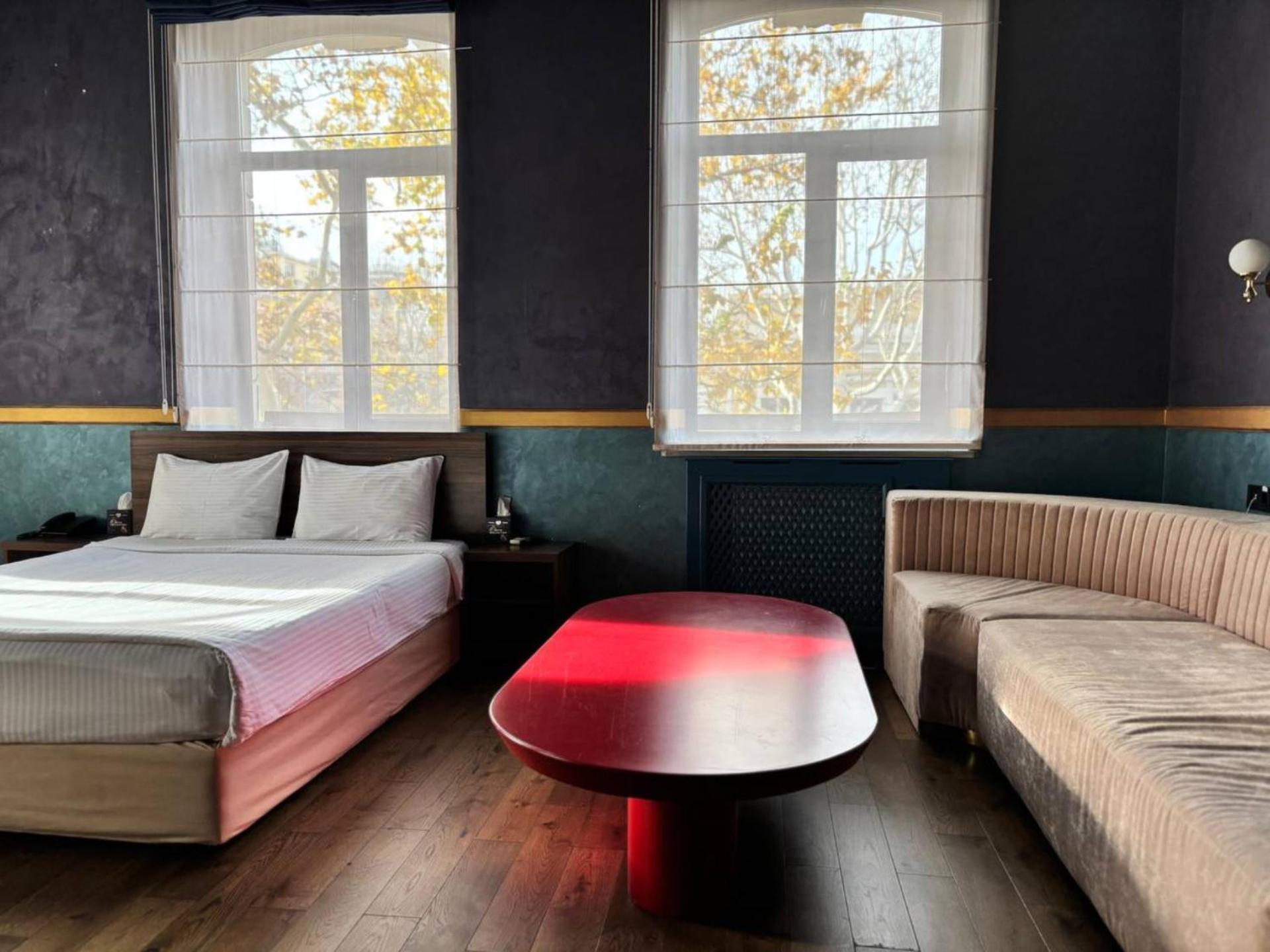 Odeska Astoria Hotel Odessa Ngoại thất bức ảnh
