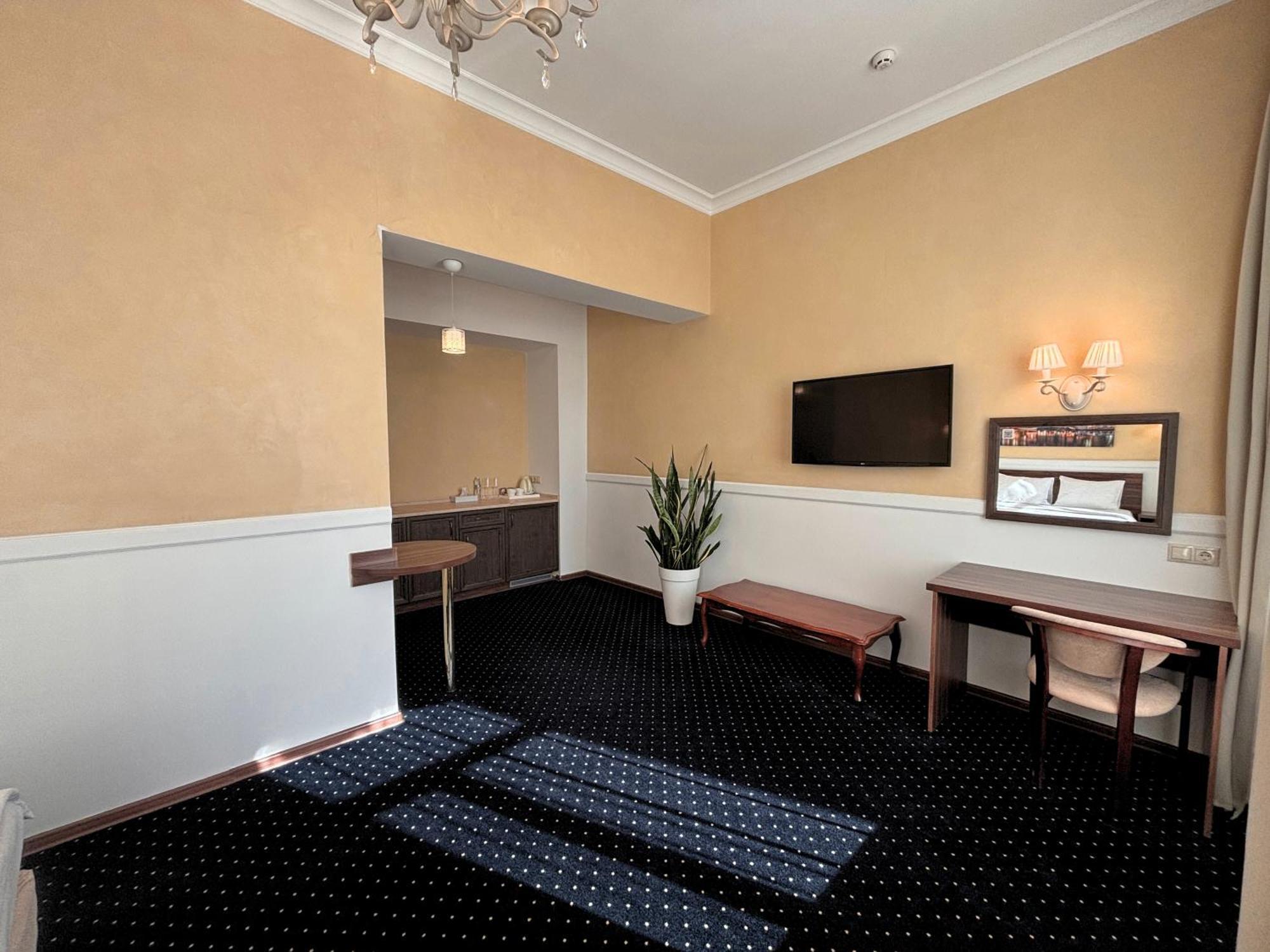 Odeska Astoria Hotel Odessa Ngoại thất bức ảnh
