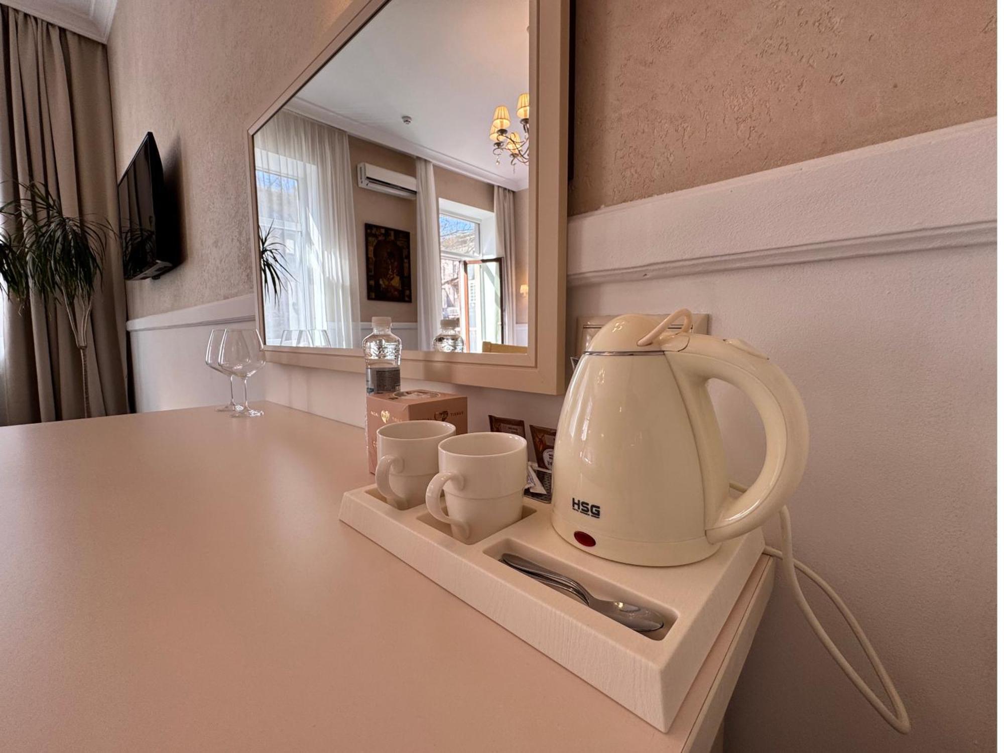 Odeska Astoria Hotel Odessa Ngoại thất bức ảnh